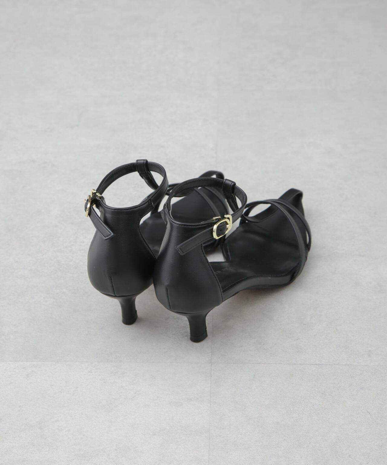 クロスストラップサンダル 6695133307