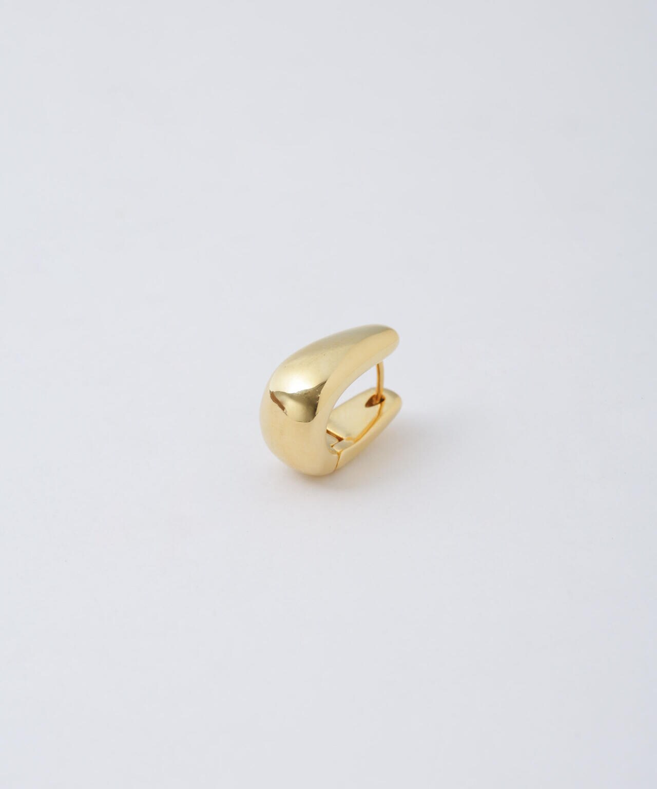 スクエアオーバルピアス 6695145301