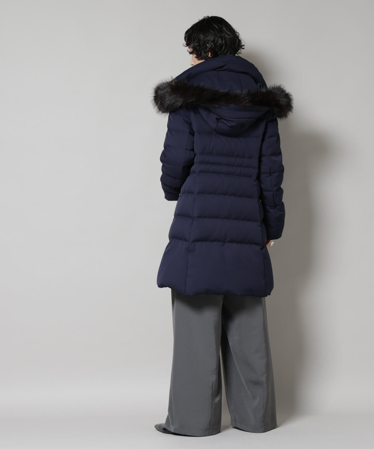 「西川ダウン(R)」サージロングダウン 6695214302