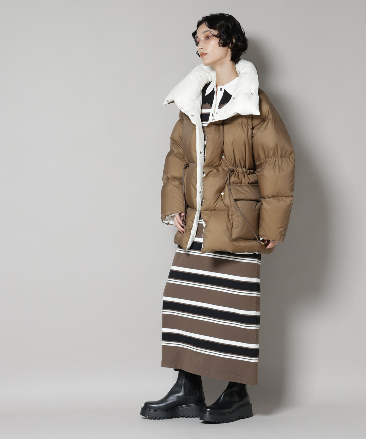 「西川ダウン(R)」バイカラーボリュームダウン 6695214304