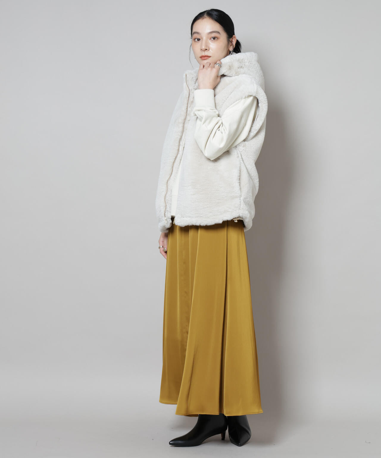 フェイクファーフードベスト 6695216305