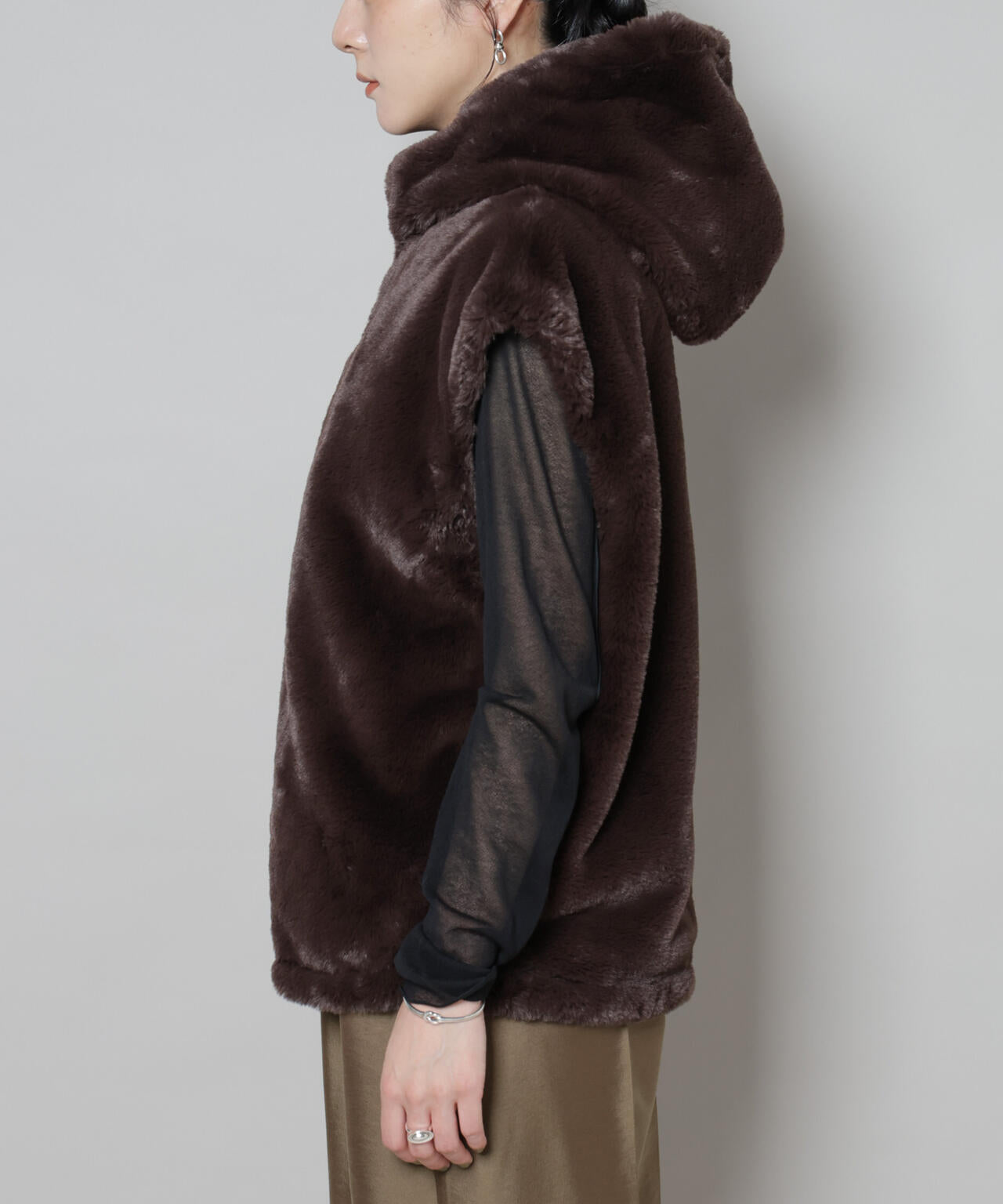 フェイクファーフードベスト 6695216305