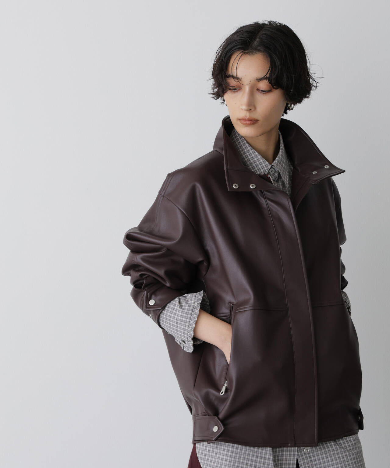 「STEVELOUR」スタンドフェイクレザージップブルゾン 6695216311