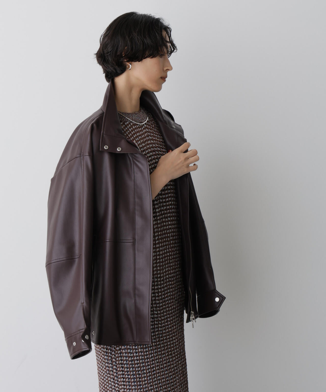 「STEVELOUR」スタンドフェイクレザージップブルゾン 6695216311