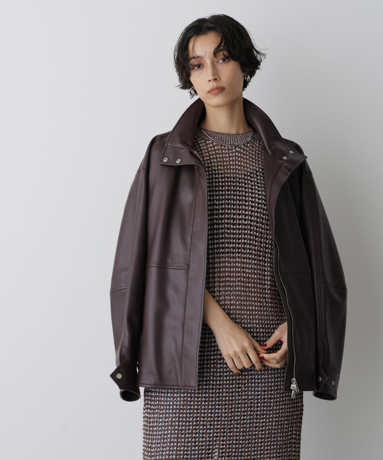 「STEVELOUR」スタンドフェイクレザージップブルゾン 6695216311