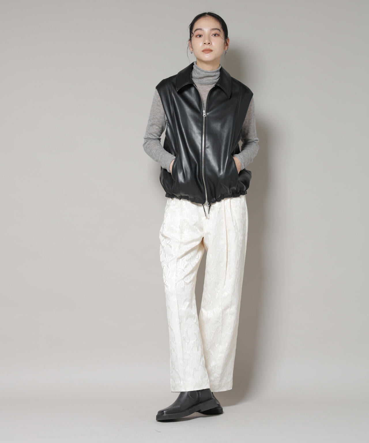 フェイクレザードロストヘムベスト 6695216312