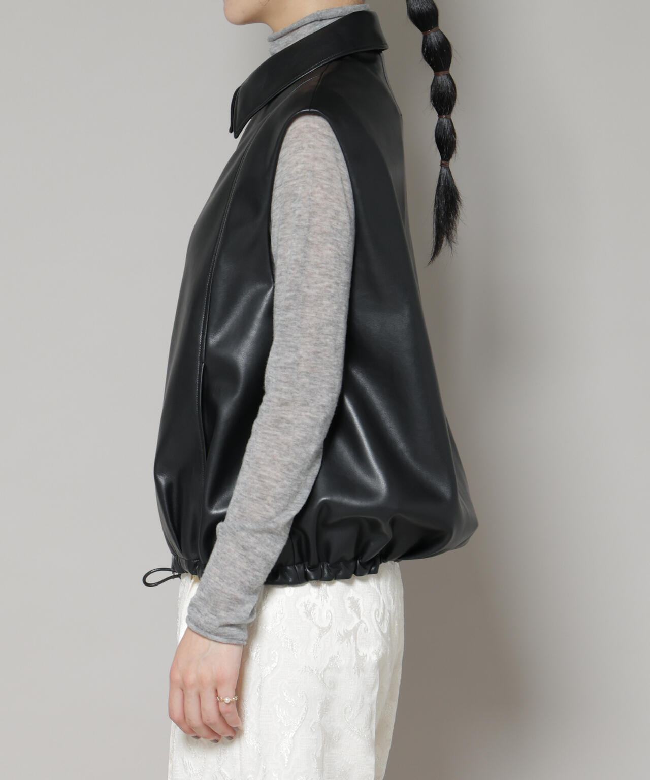 フェイクレザードロストヘムベスト 6695216312