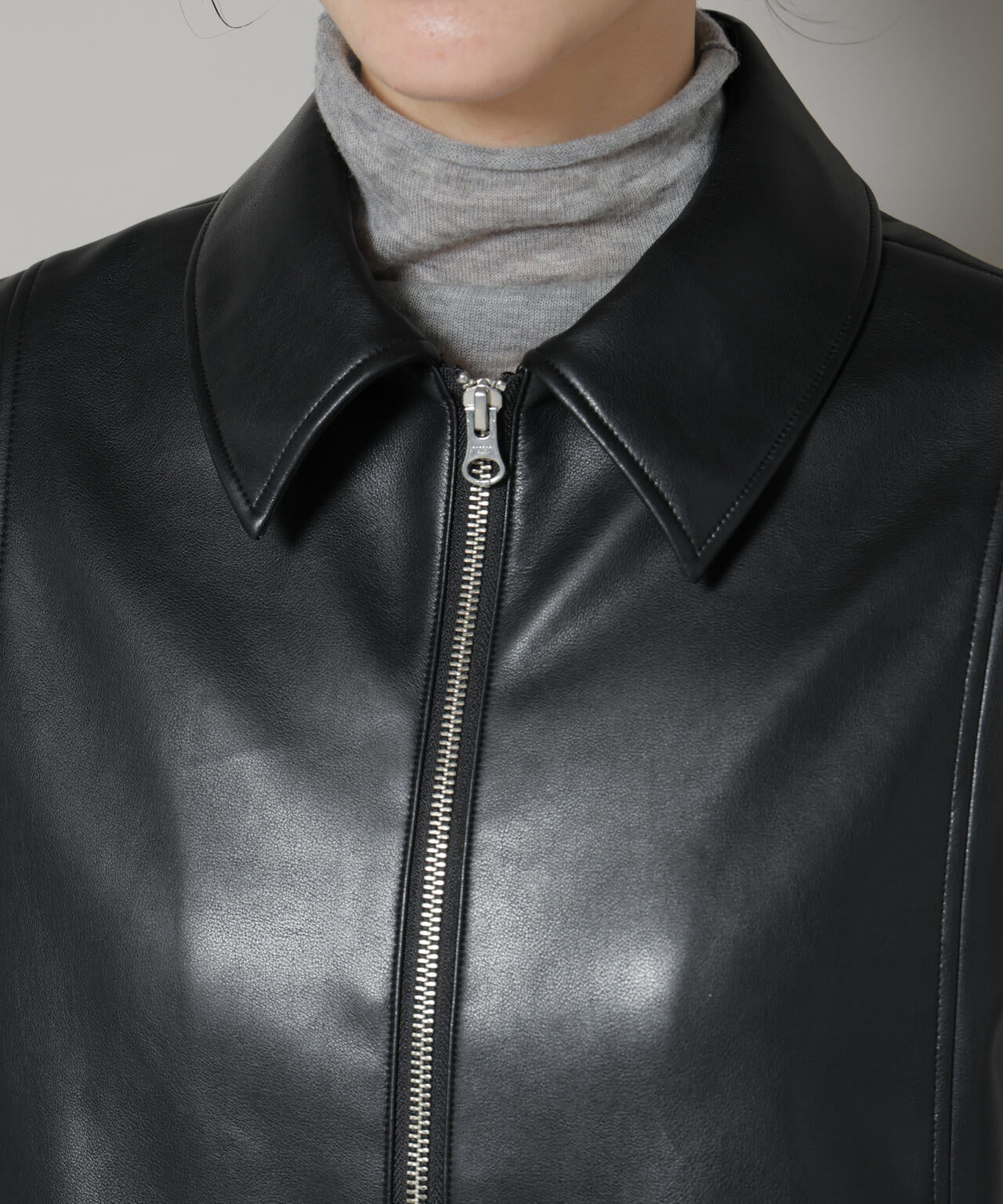 フェイクレザードロストヘムベスト 6695216312