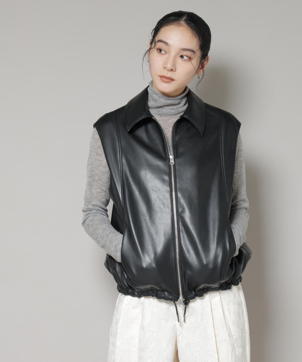 フェイクレザードロストヘムベスト 6695216312