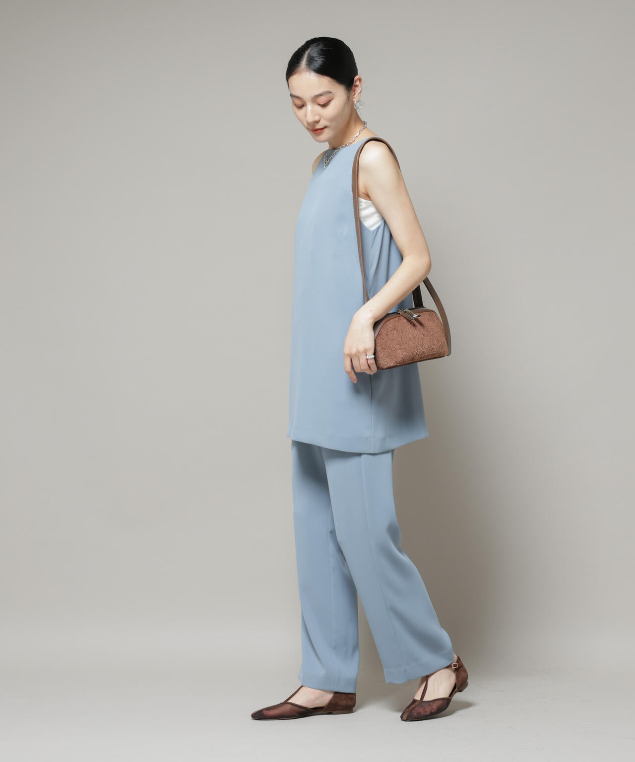 ダブルクロスノースリーブブラウス×パンツセットアップ 6695219309