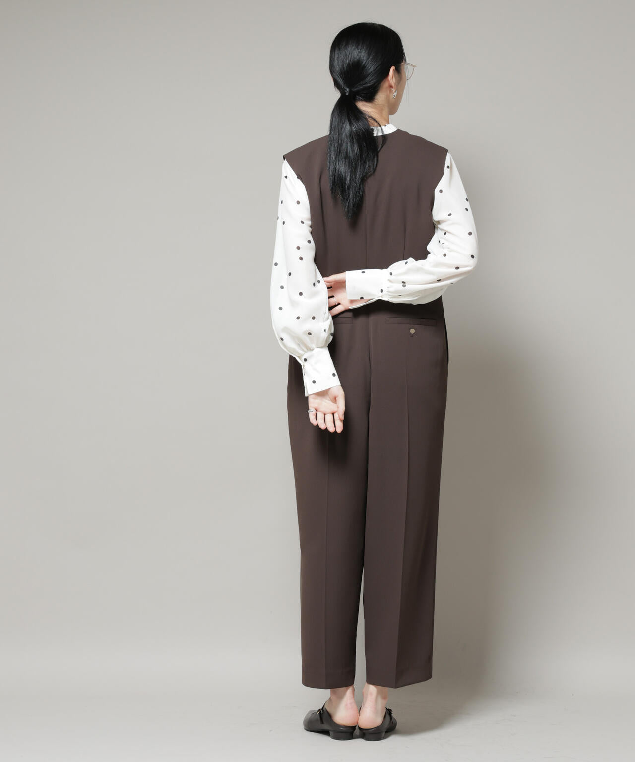 Vネックオールインワン 6695219311