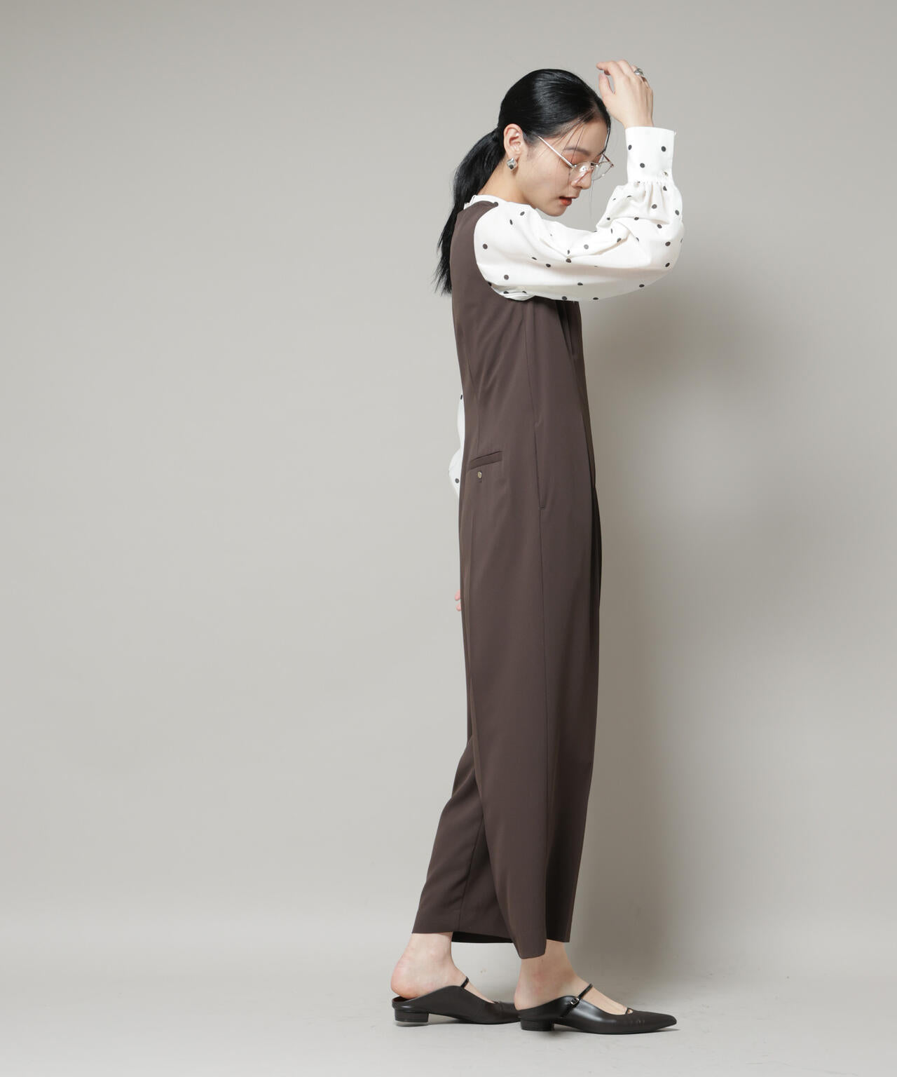 Vネックオールインワン 6695219311