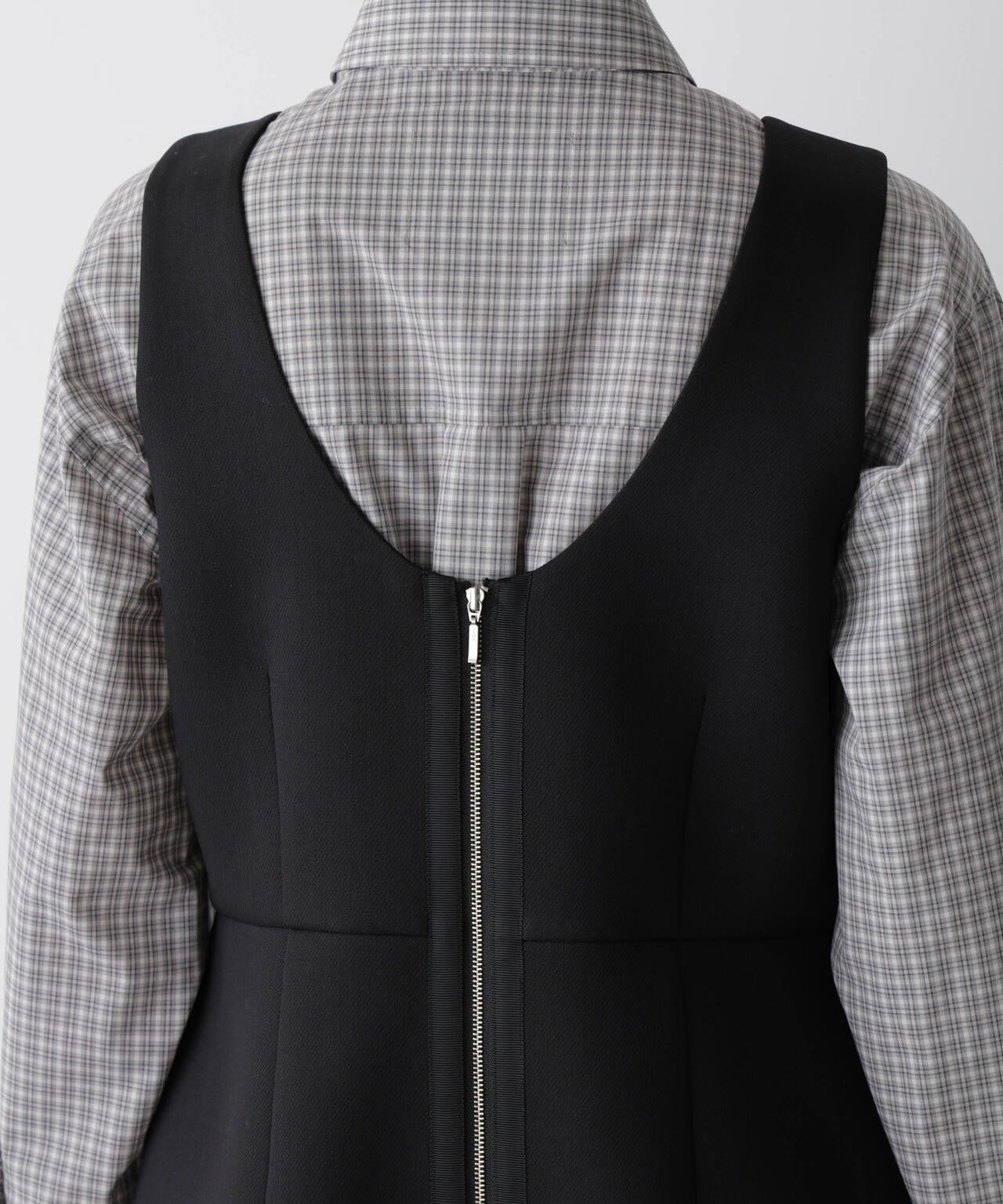 「STEVELOUR」ダンボールボトルドレス 6695219322