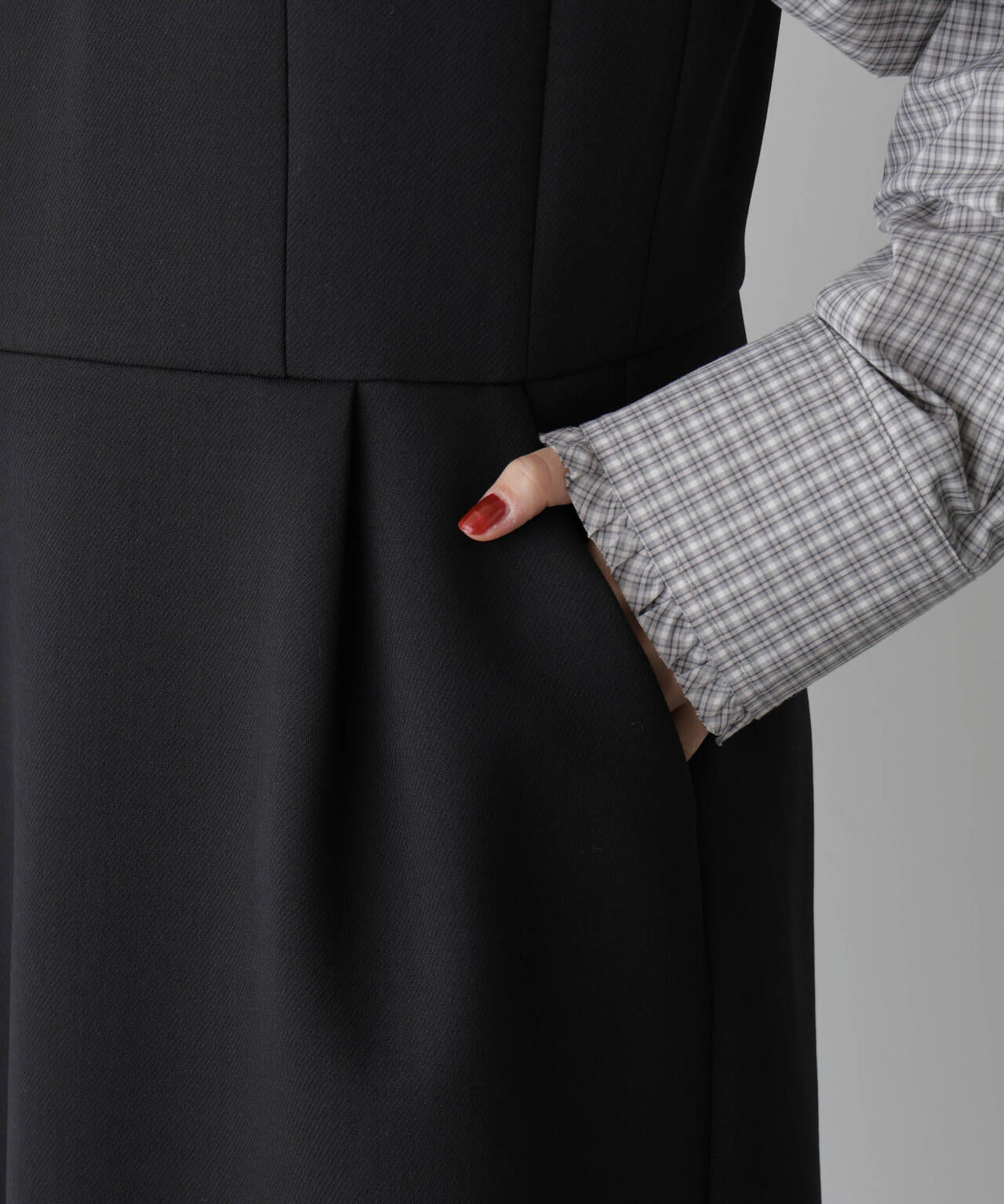 「STEVELOUR」ダンボールボトルドレス 6695219322