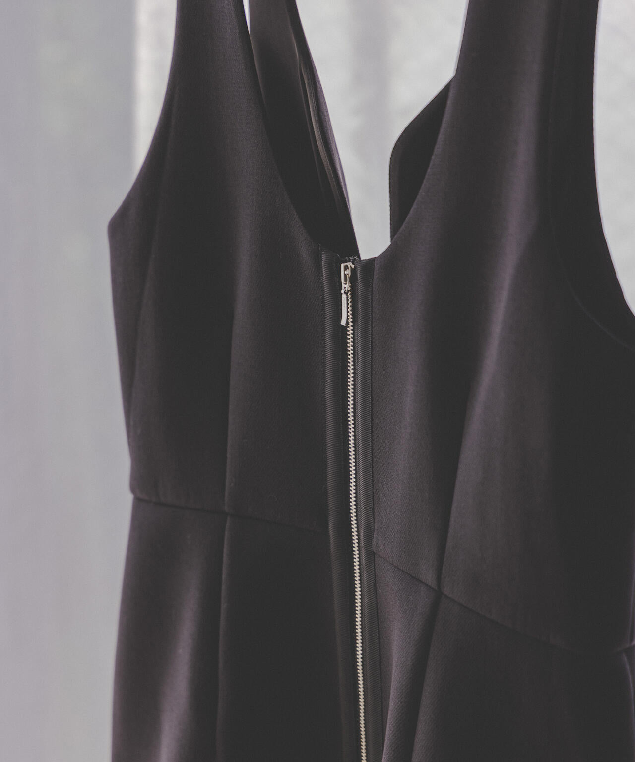 「STEVELOUR」ダンボールボトルドレス 6695219322