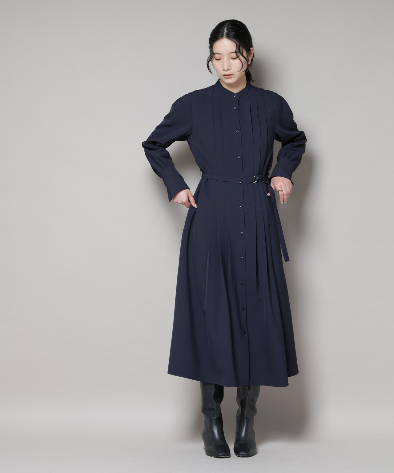 ダブルクロスベルト付きタックワンピース 6695219324