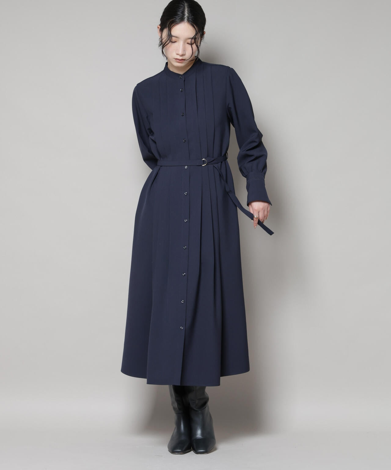 ダブルクロスベルト付きタックワンピース 6695219324