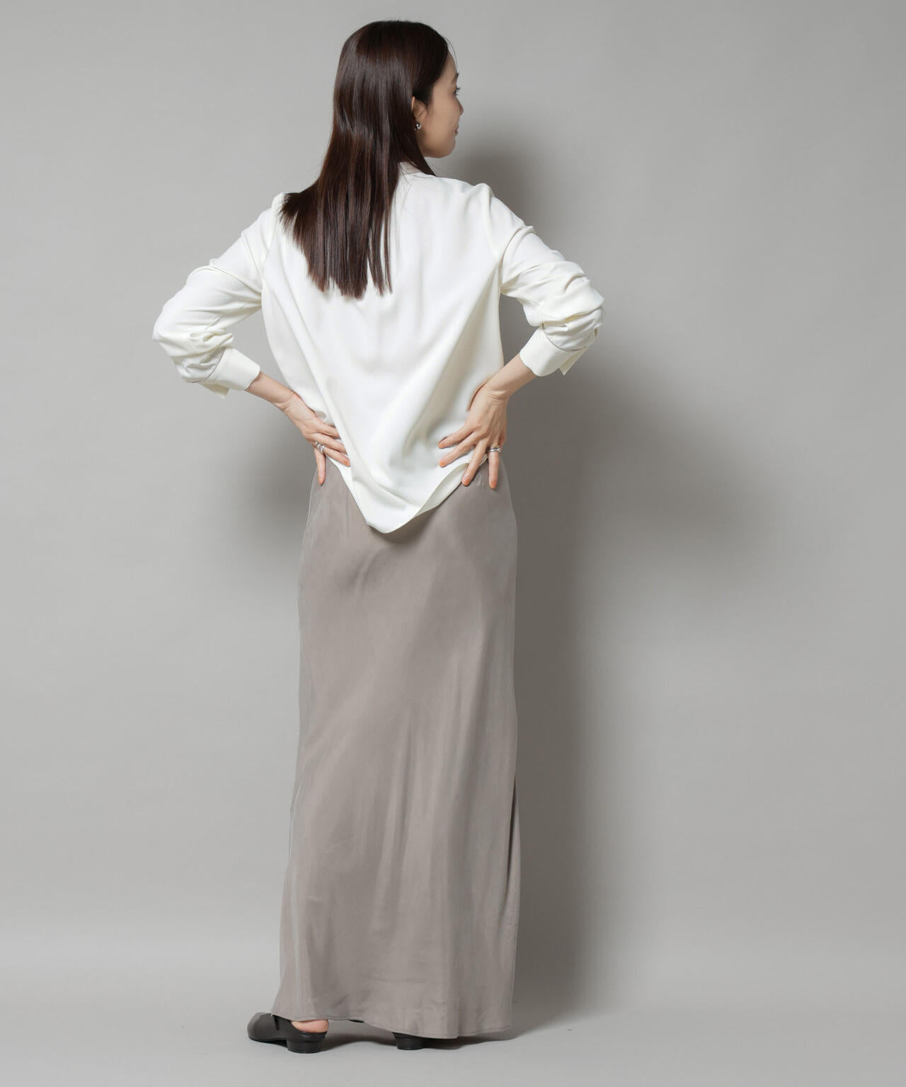 スタンドバイカラータックブラウス 6695220301