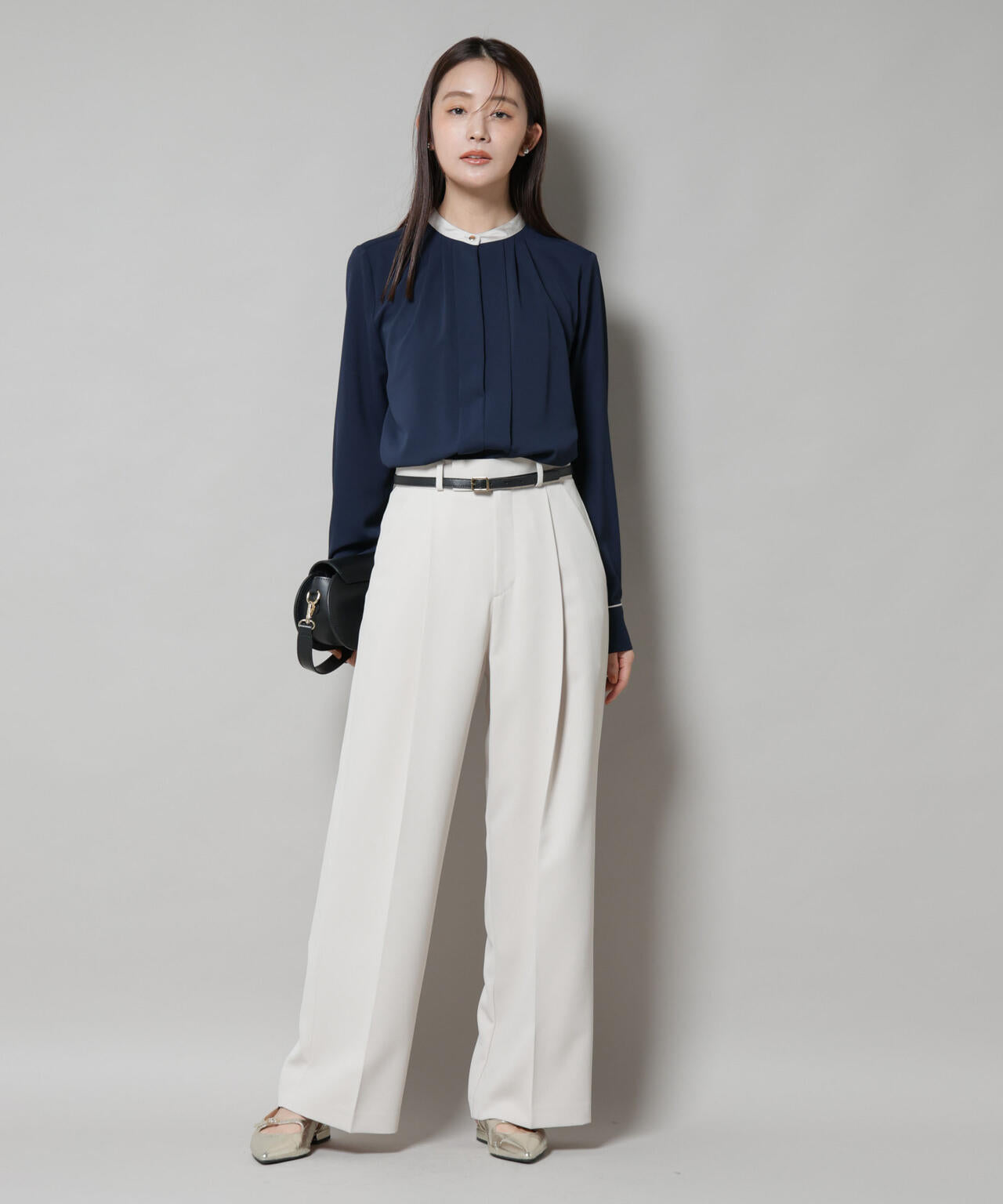 スタンドバイカラータックブラウス 6695220301