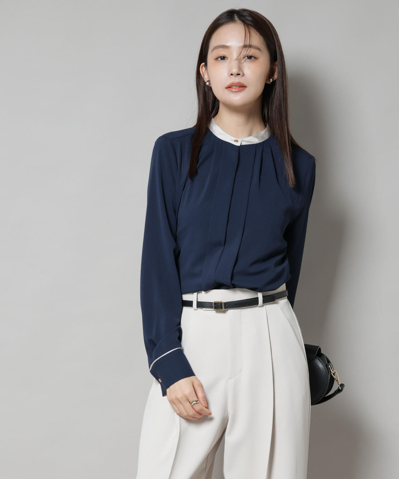 スタンドバイカラータックブラウス 6695220301