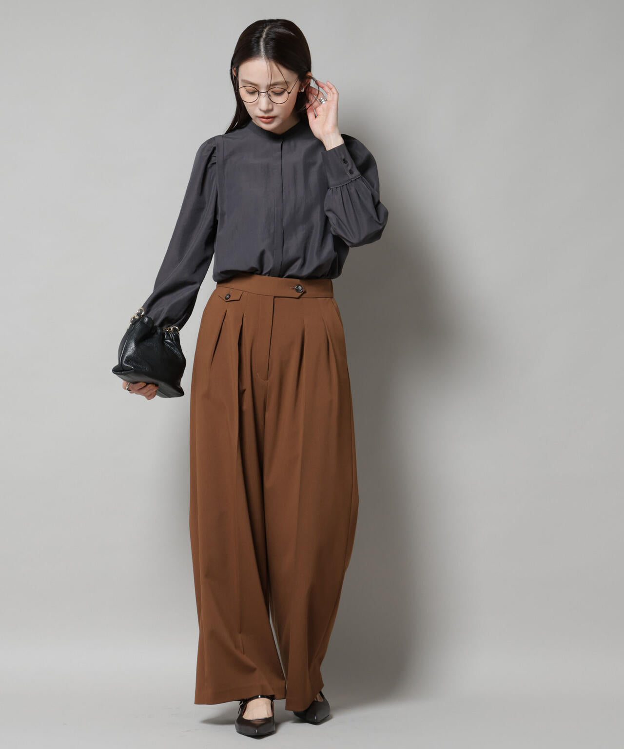 ショルダーギャザーブラウス 6695220307