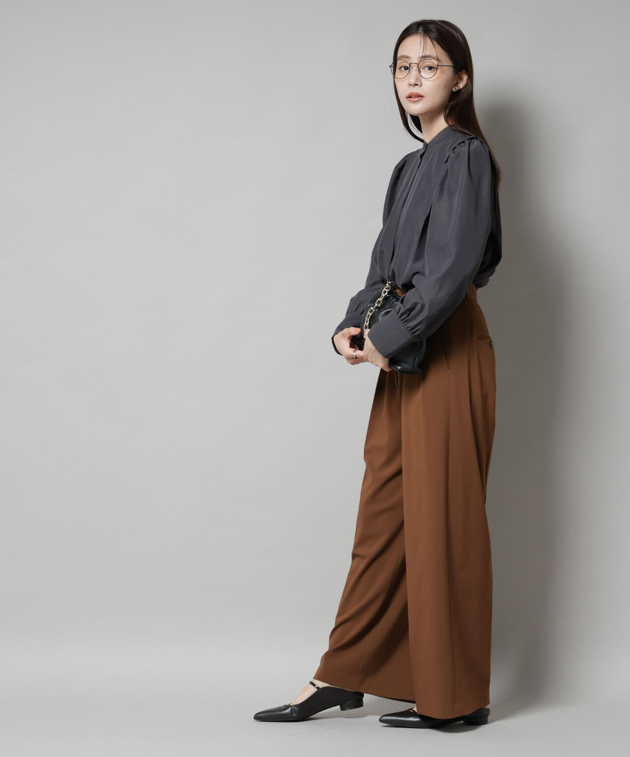 ショルダーギャザーブラウス 6695220307