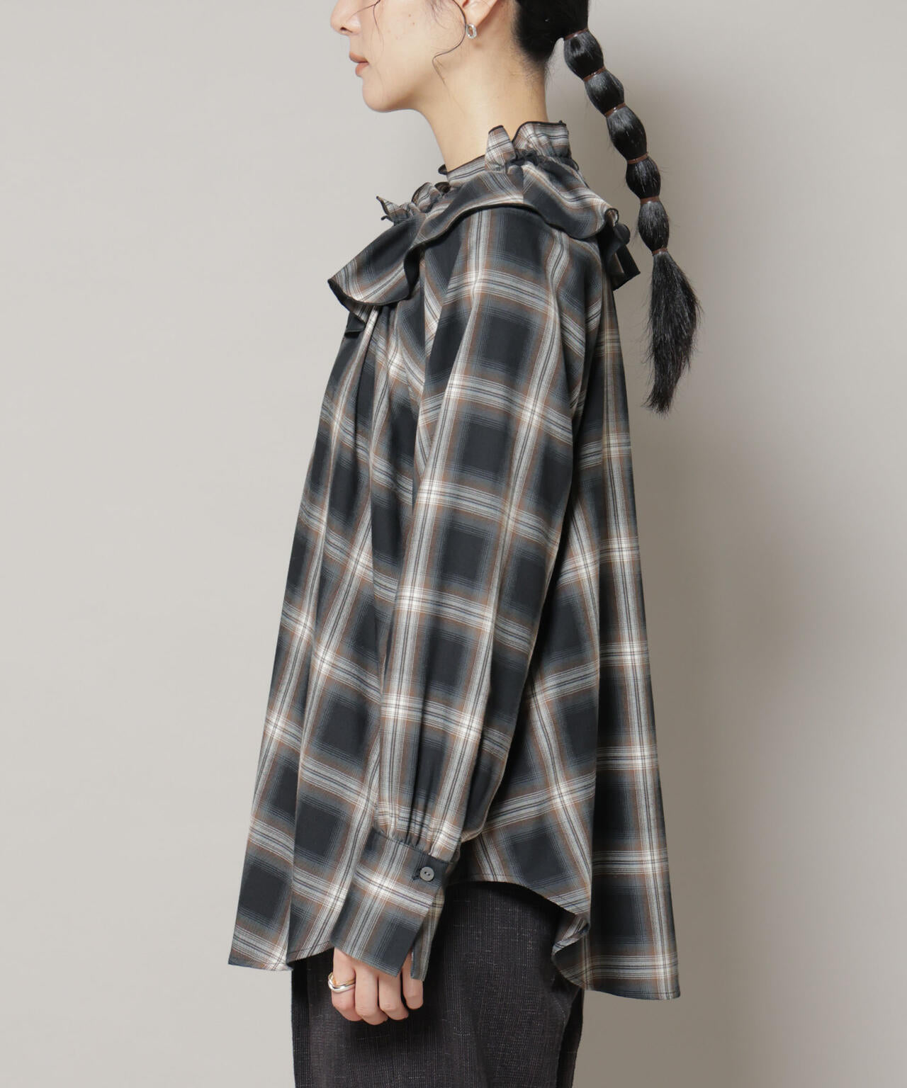 オンブレーチェックフリルカラーブラウス 6695220317