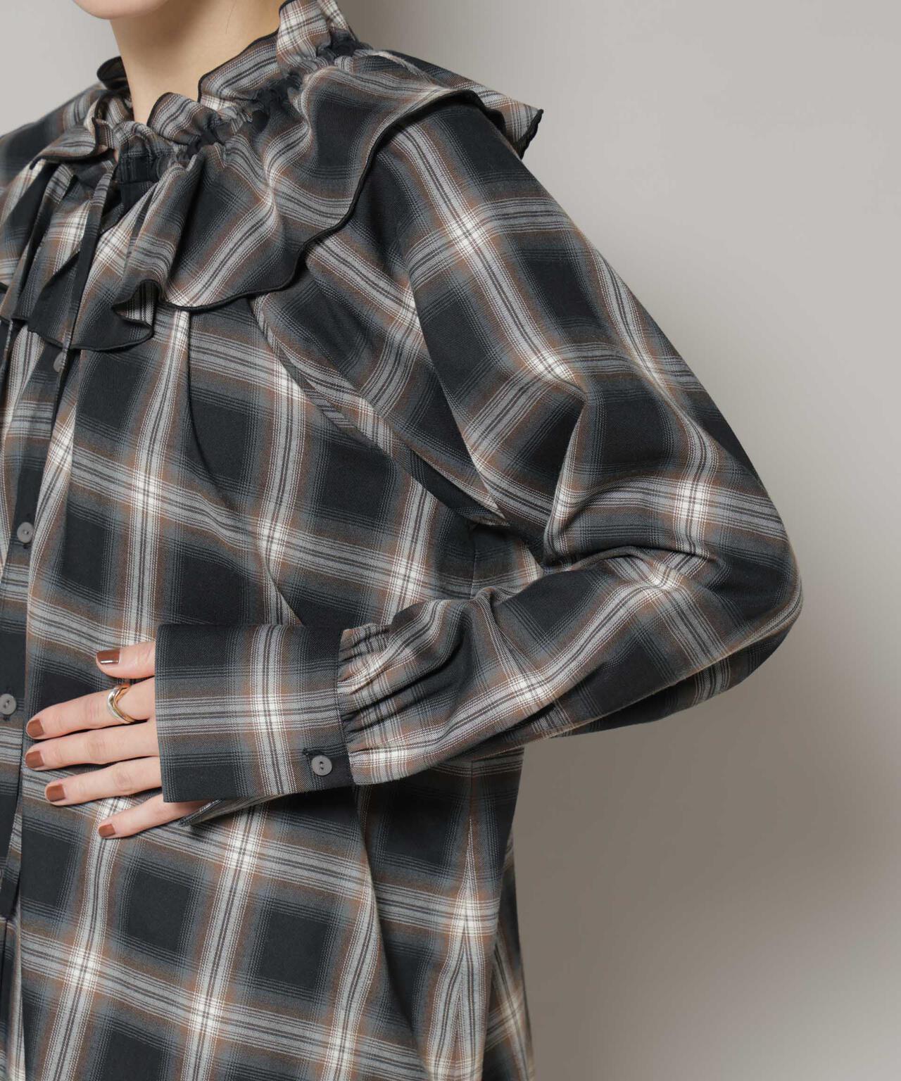 オンブレーチェックフリルカラーブラウス 6695220317