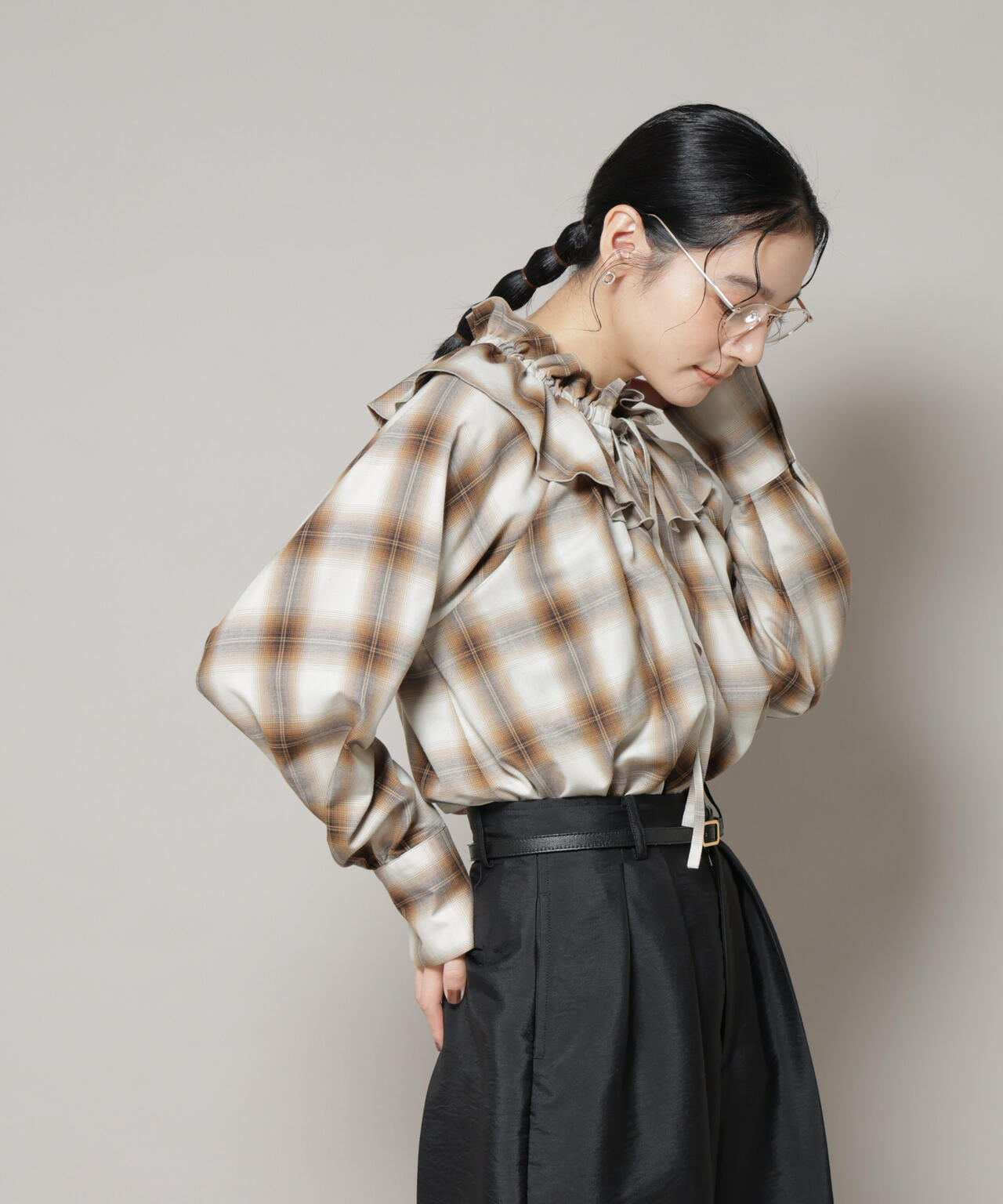 オンブレーチェックフリルカラーブラウス 6695220317