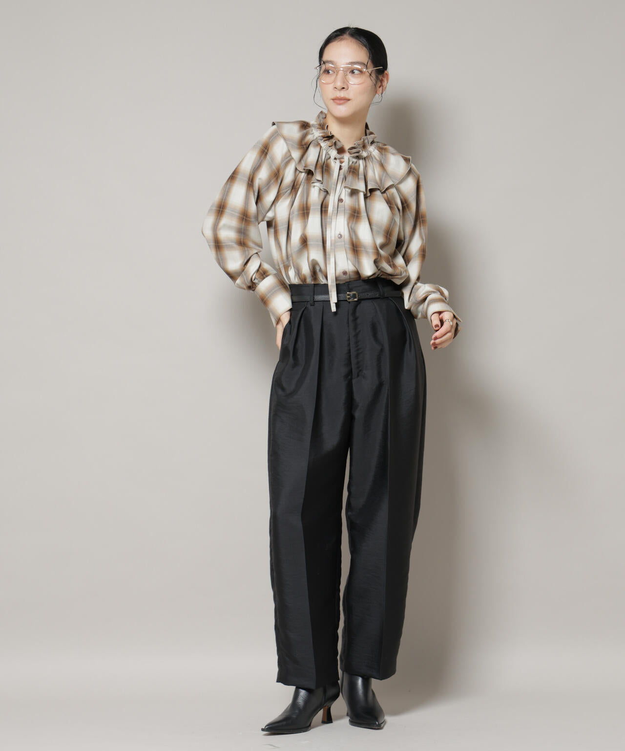 オンブレーチェックフリルカラーブラウス 6695220317