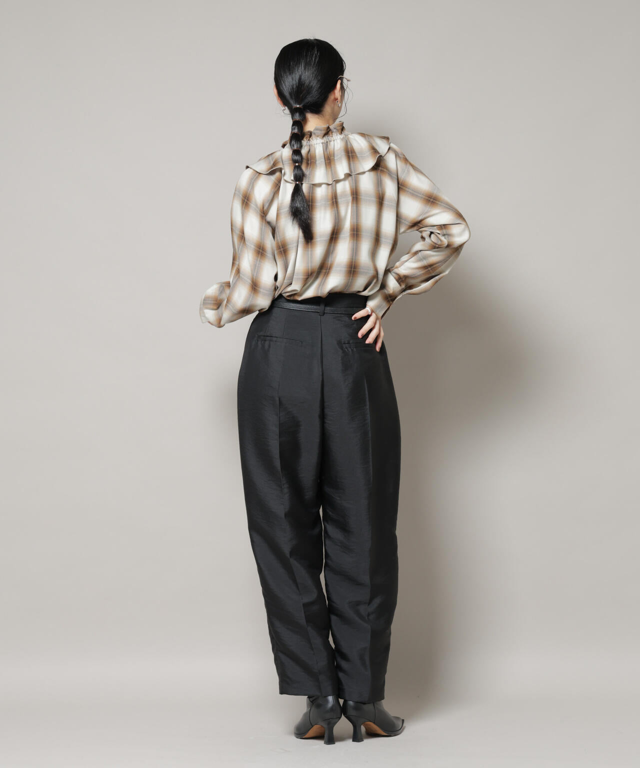 オンブレーチェックフリルカラーブラウス 6695220317