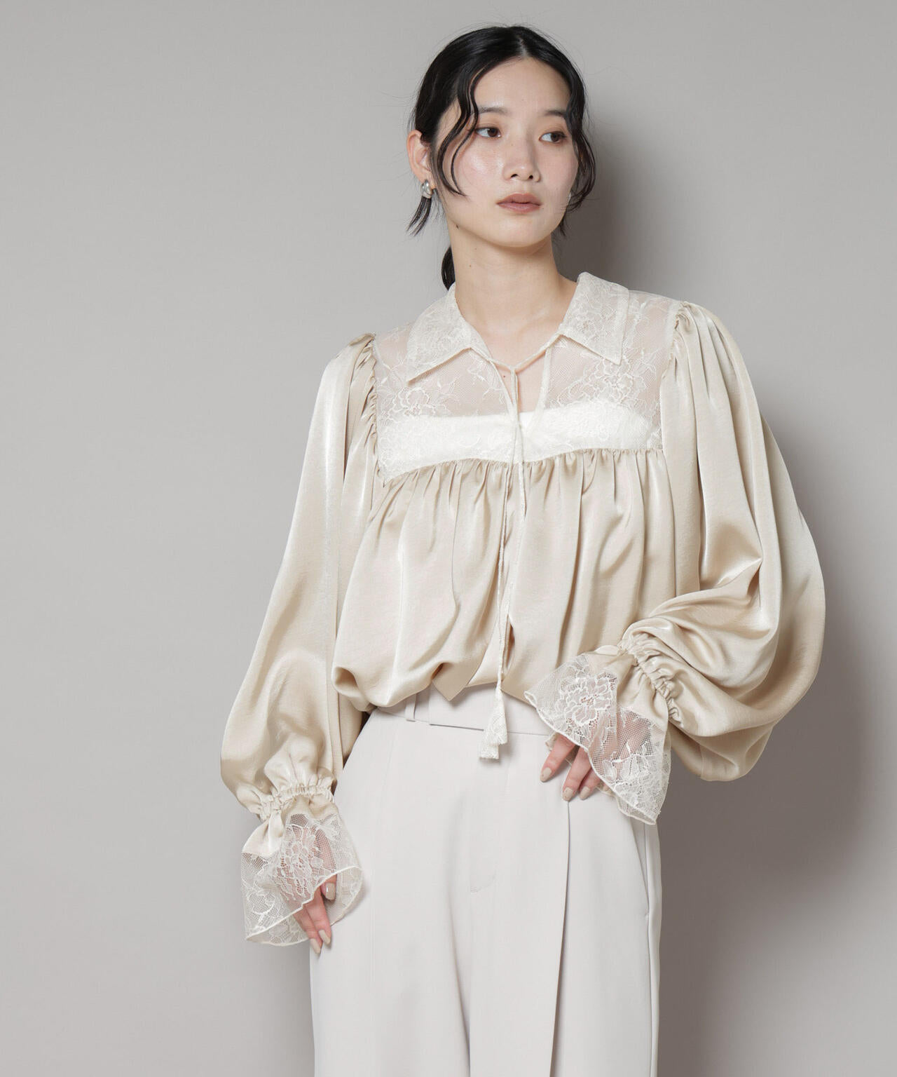 レースコンビギャザーブラウス 6695220318
