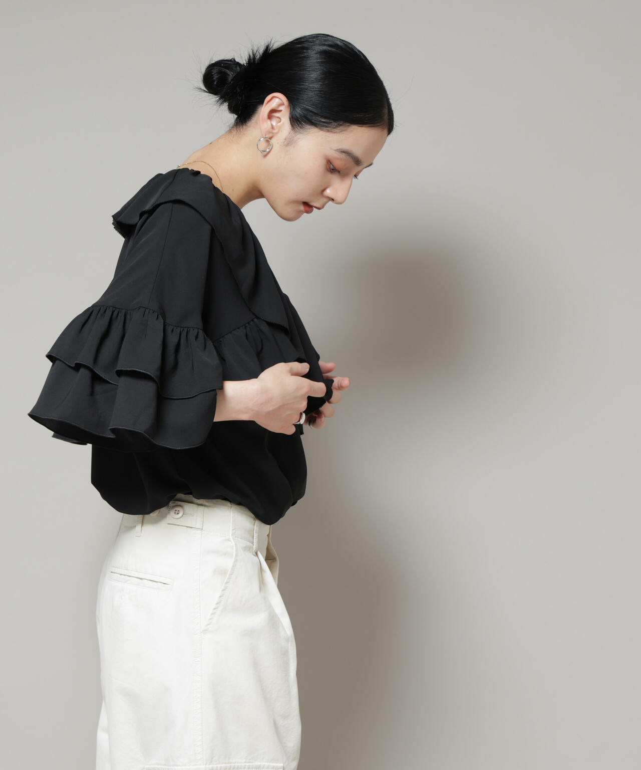 ピコフリルフレアブラウス 6695221308