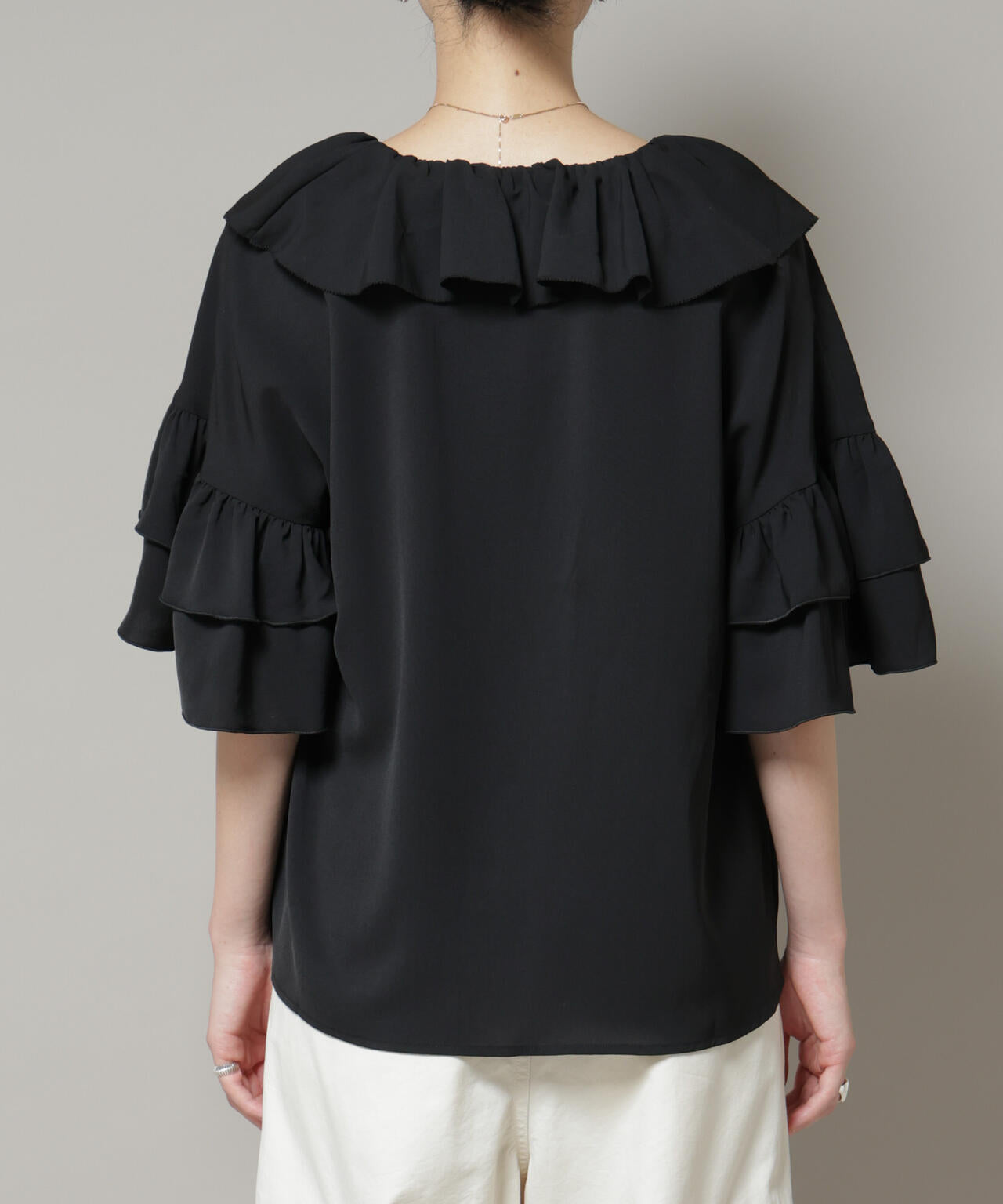 ピコフリルフレアブラウス 6695221308