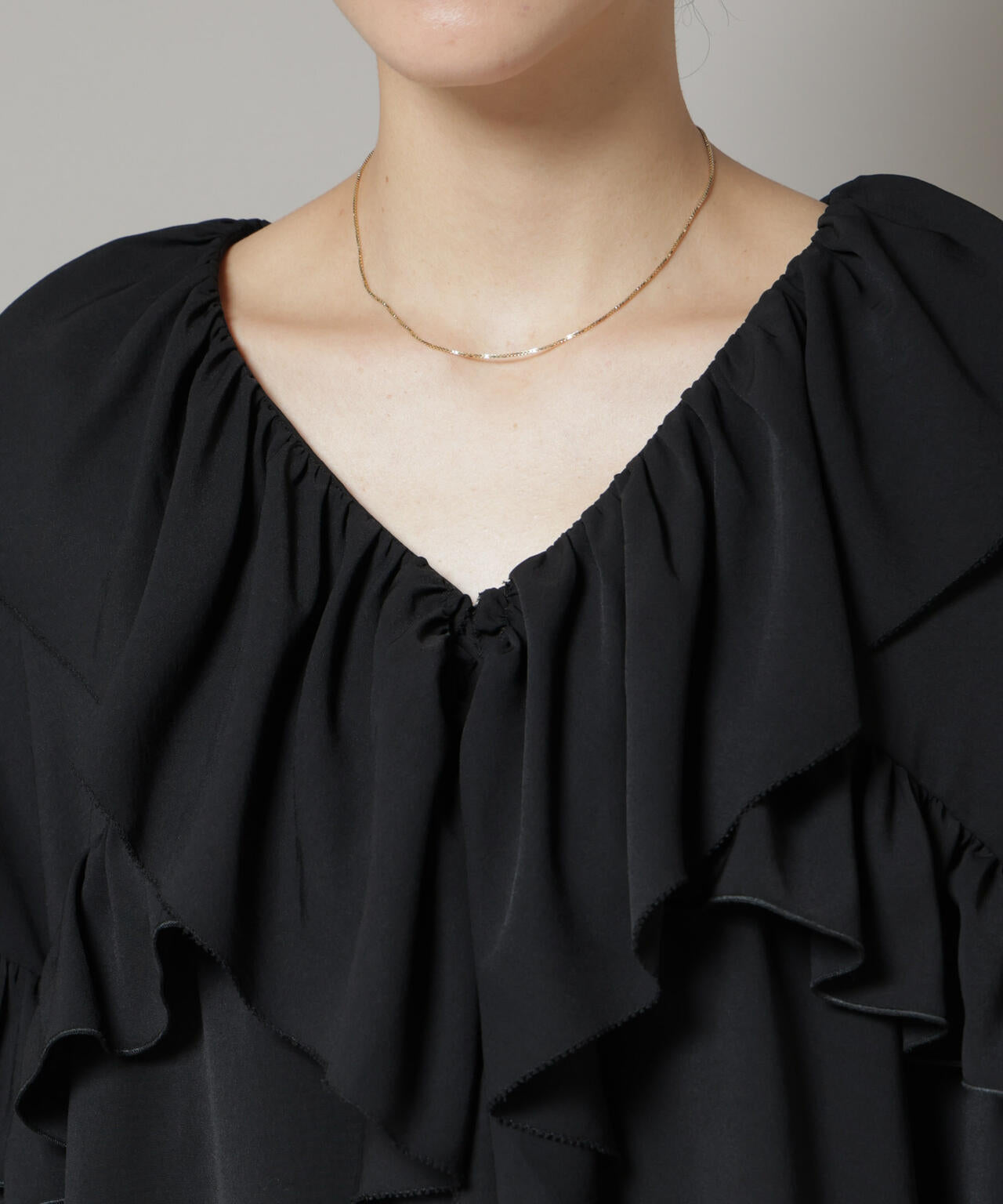 ピコフリルフレアブラウス 6695221308