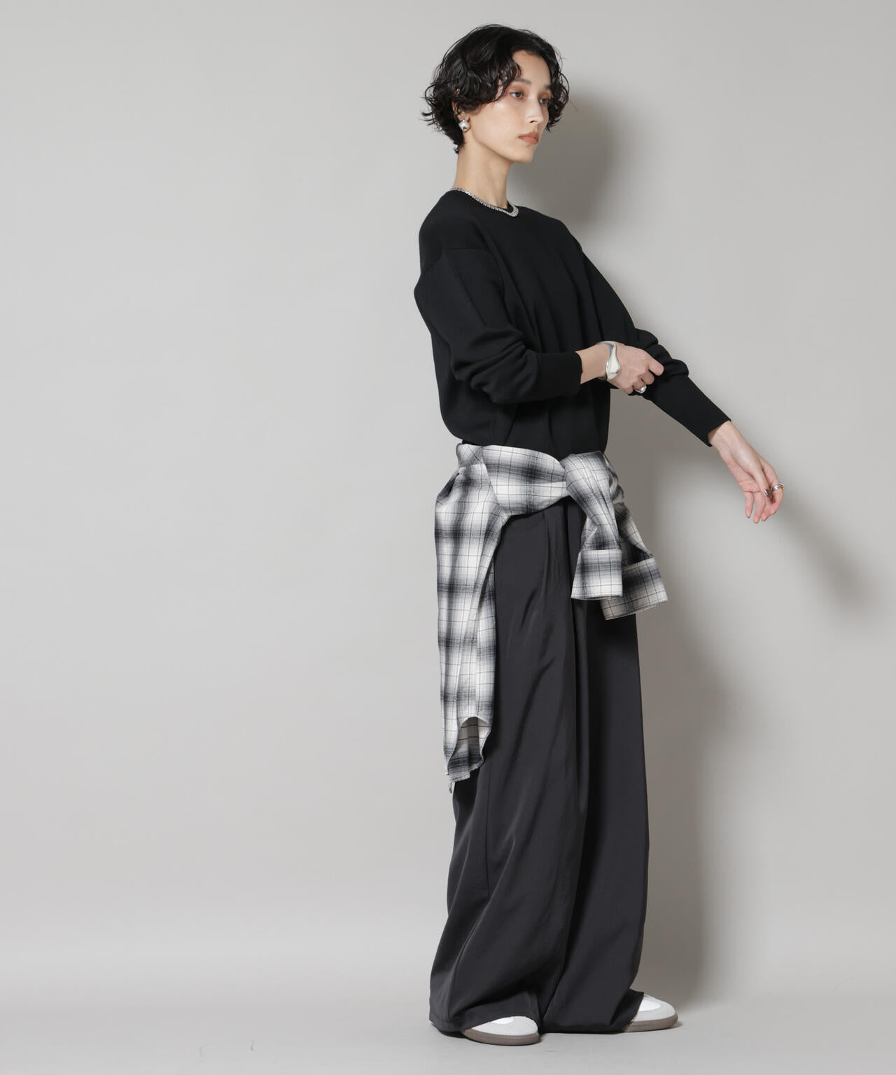 毛玉レスニットスムースクルーネックプルオーバー 6695222302