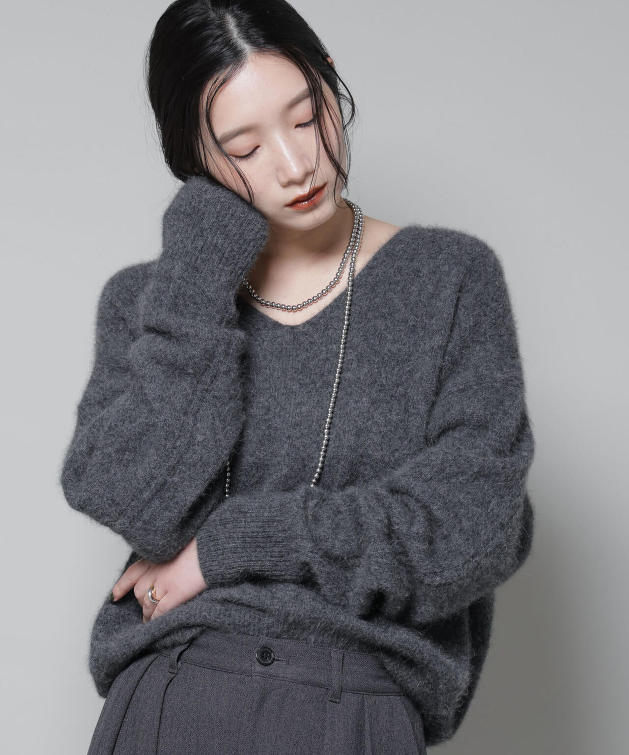 ウォッシャブルフォックスVネックニットプルオーバー 6695222308