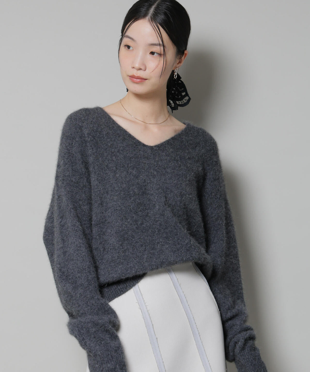 ウォッシャブルフォックスVネックニットプルオーバー 6695222308