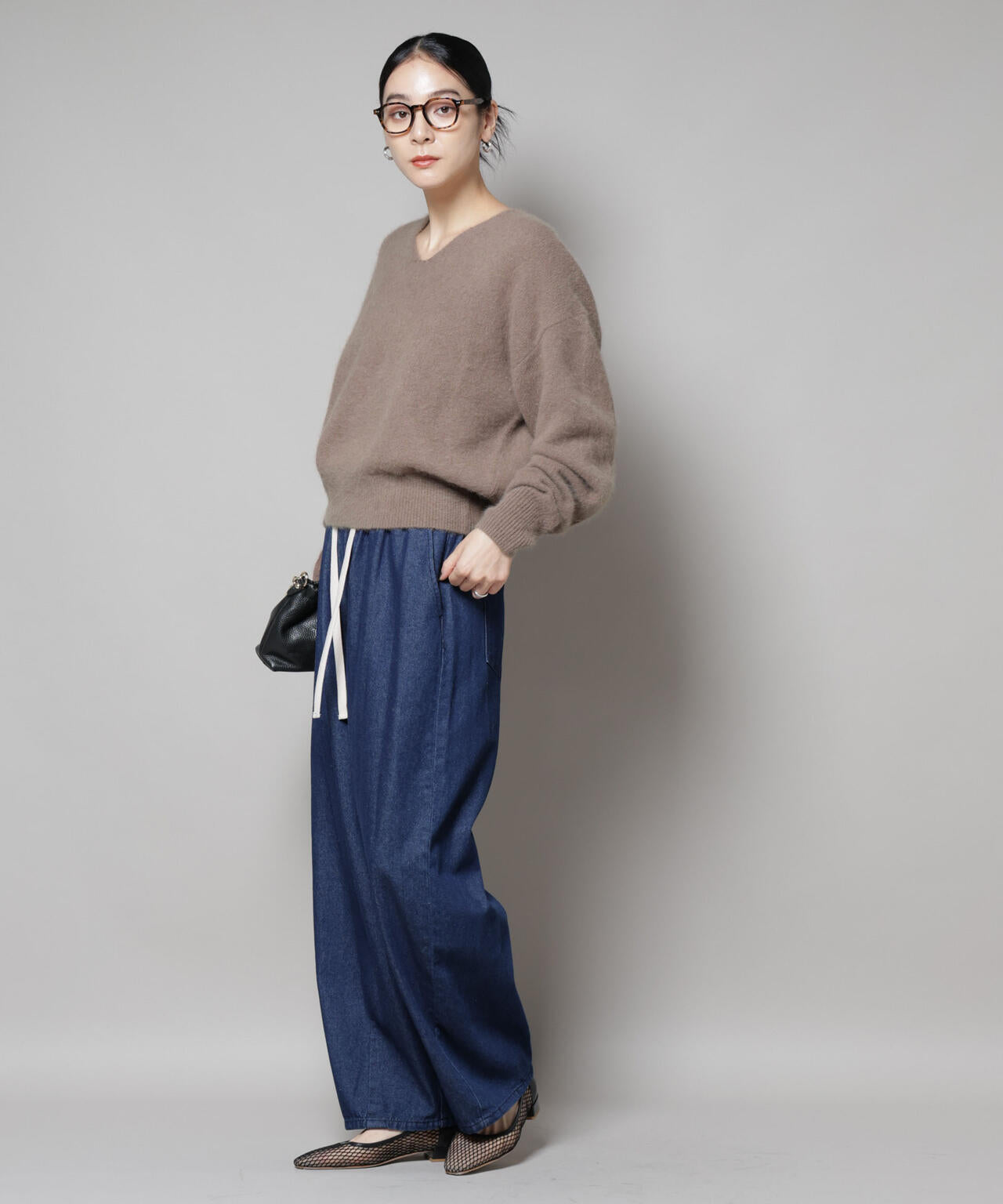 ウォッシャブルフォックスVネックニットプルオーバー 6695222308