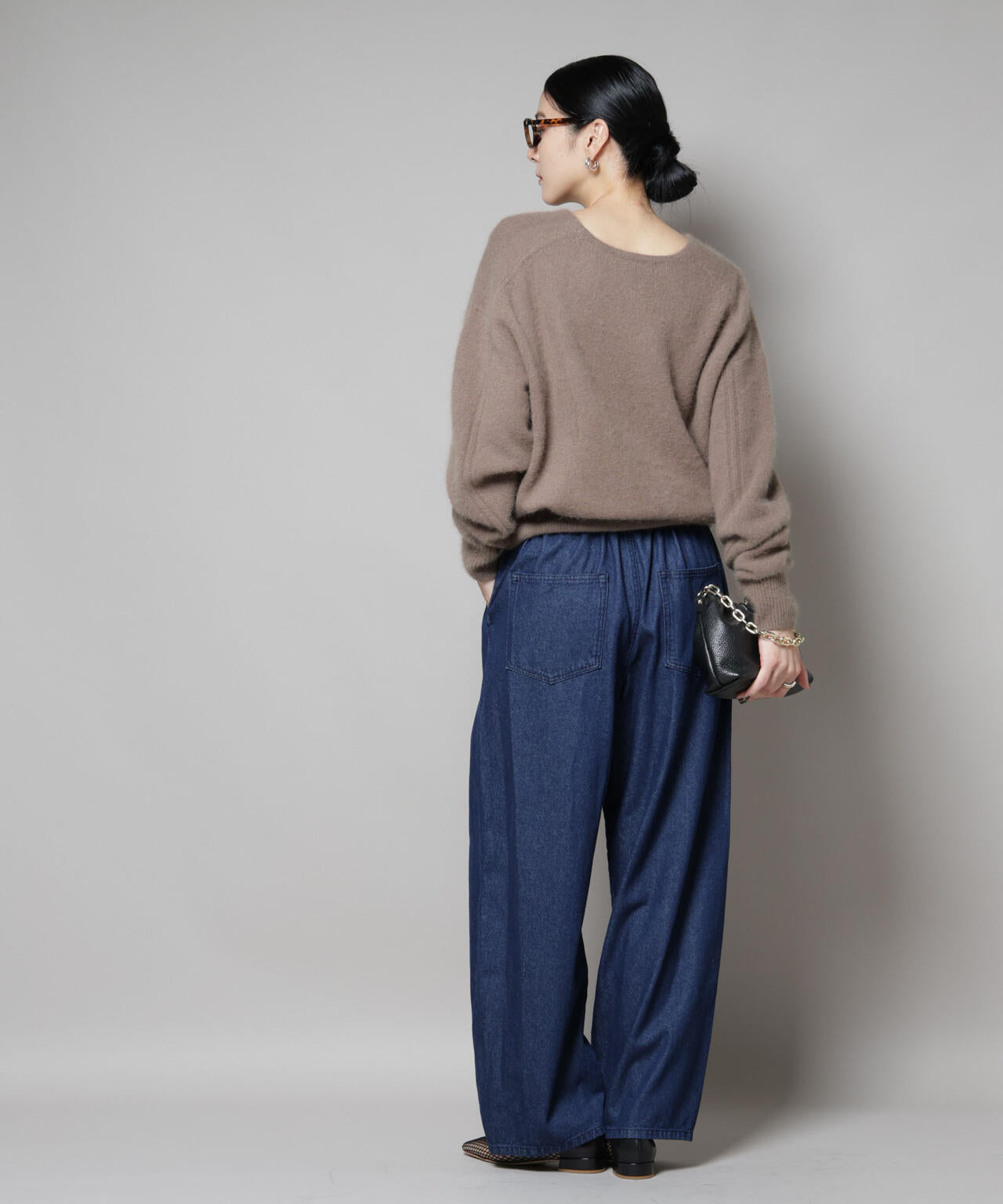 ウォッシャブルフォックスVネックニットプルオーバー 6695222308