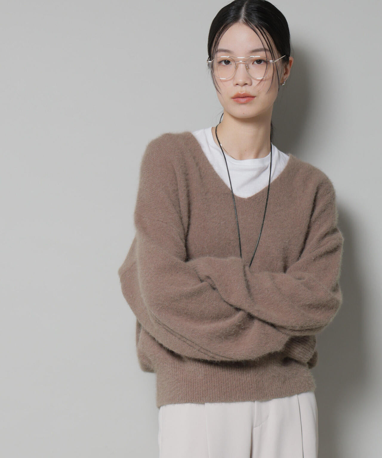 ウォッシャブルフォックスVネックニットプルオーバー 6695222308