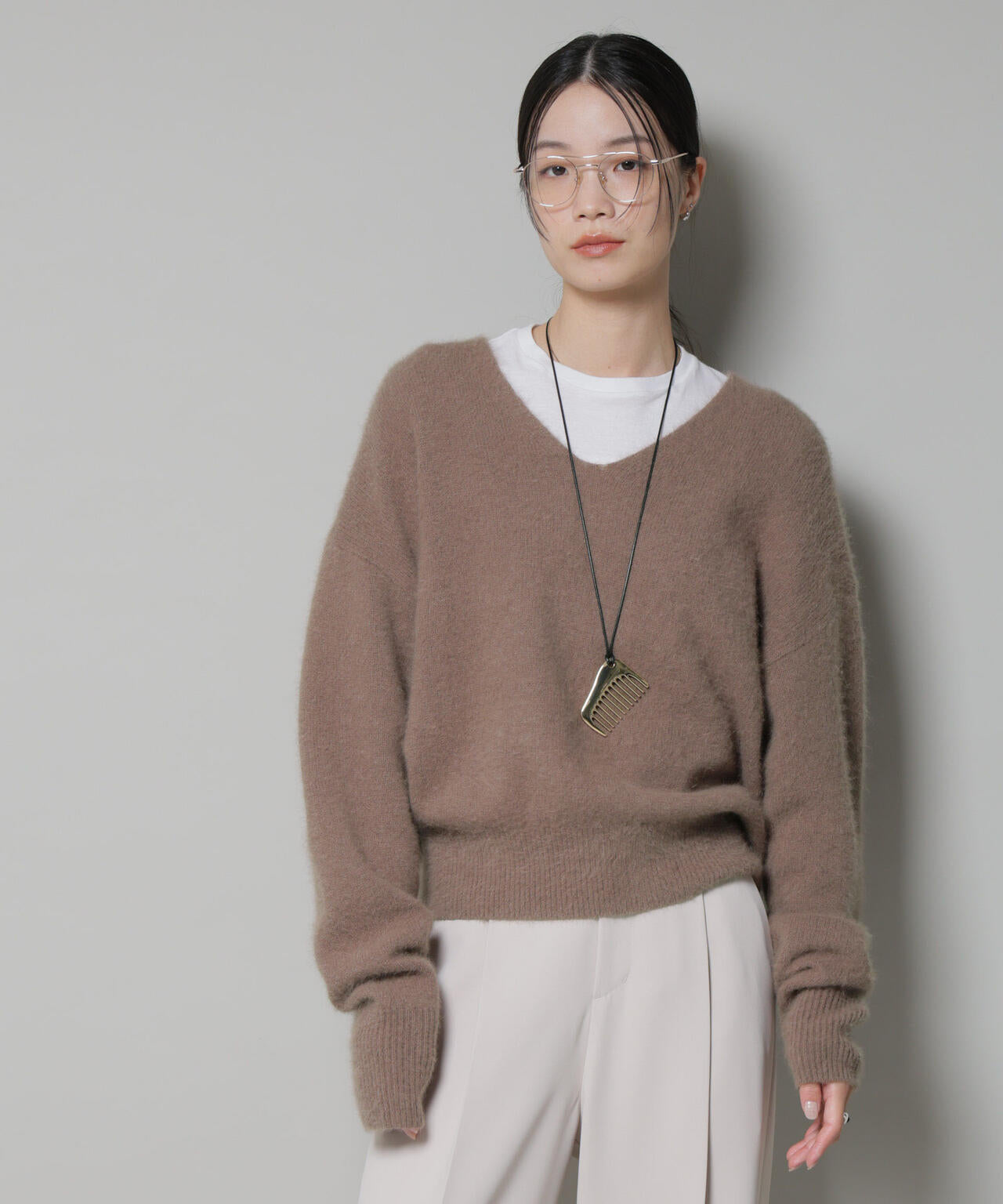 ウォッシャブルフォックスVネックニットプルオーバー 6695222308