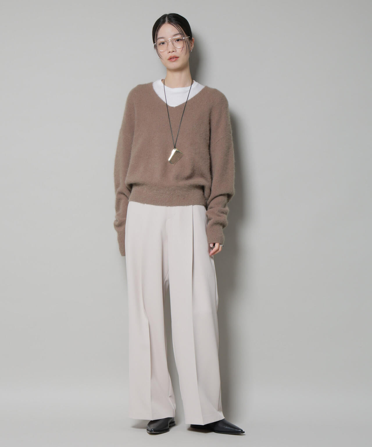 ウォッシャブルフォックスVネックニットプルオーバー 6695222308