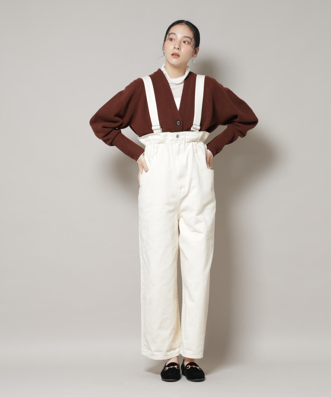 AQUAウールカシミヤVネックカーディガン 6695222311