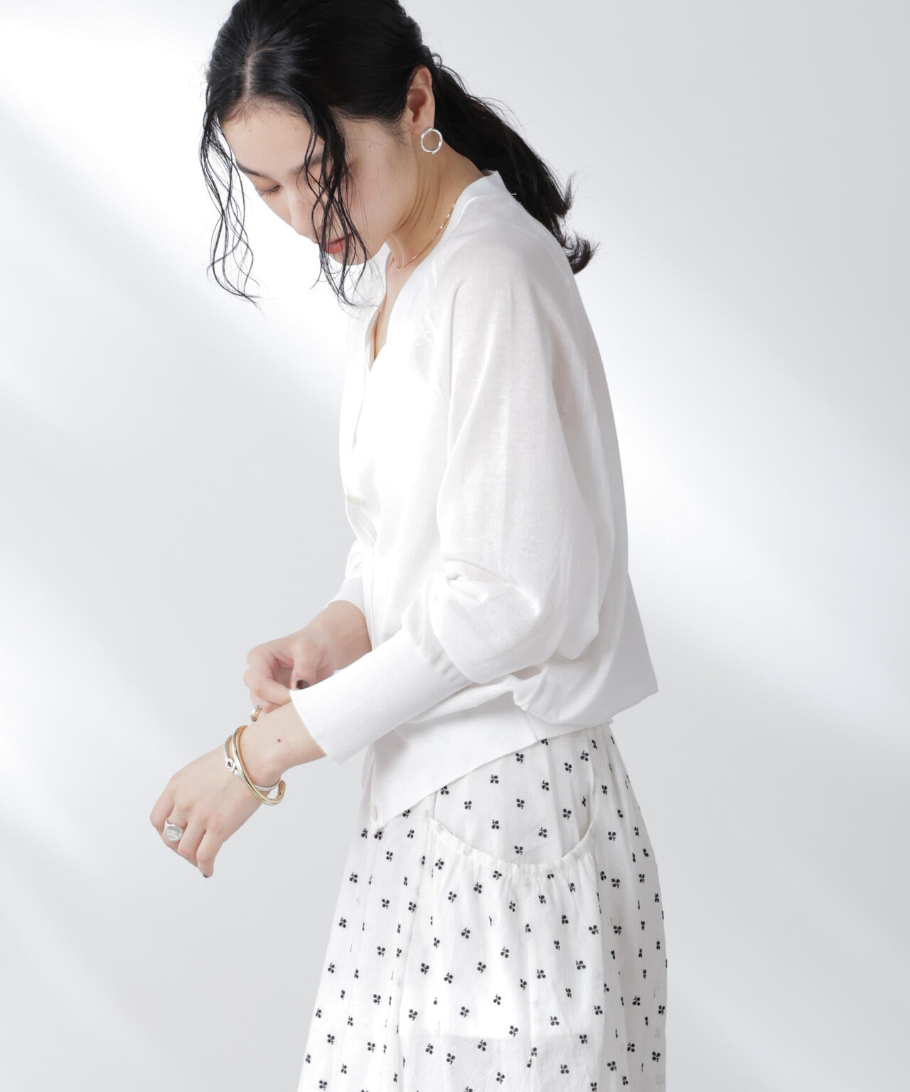 コットンスパークシアーVネックカーディガン 6695222312