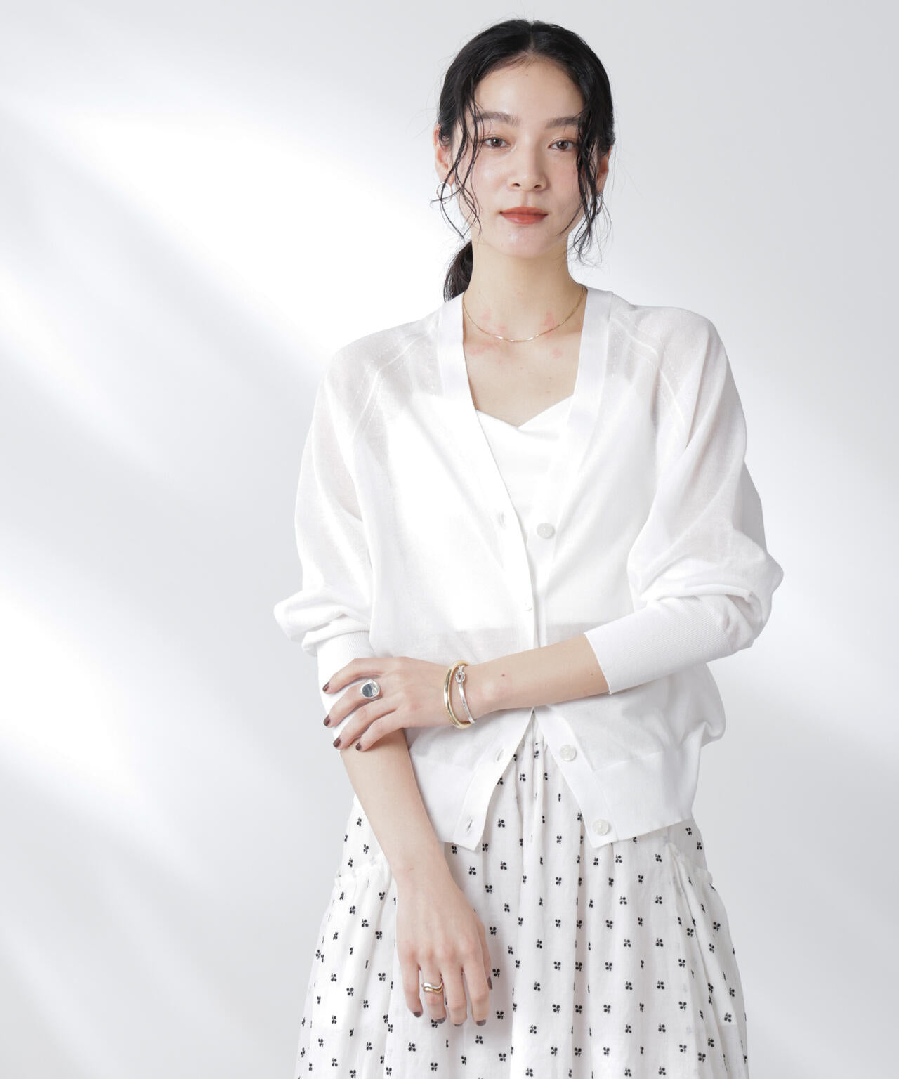 コットンスパークシアーVネックカーディガン 6695222312