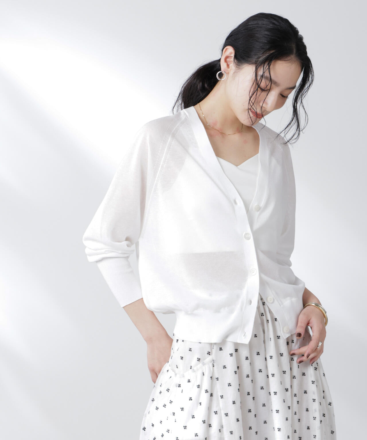 コットンスパークシアーVネックカーディガン 6695222312