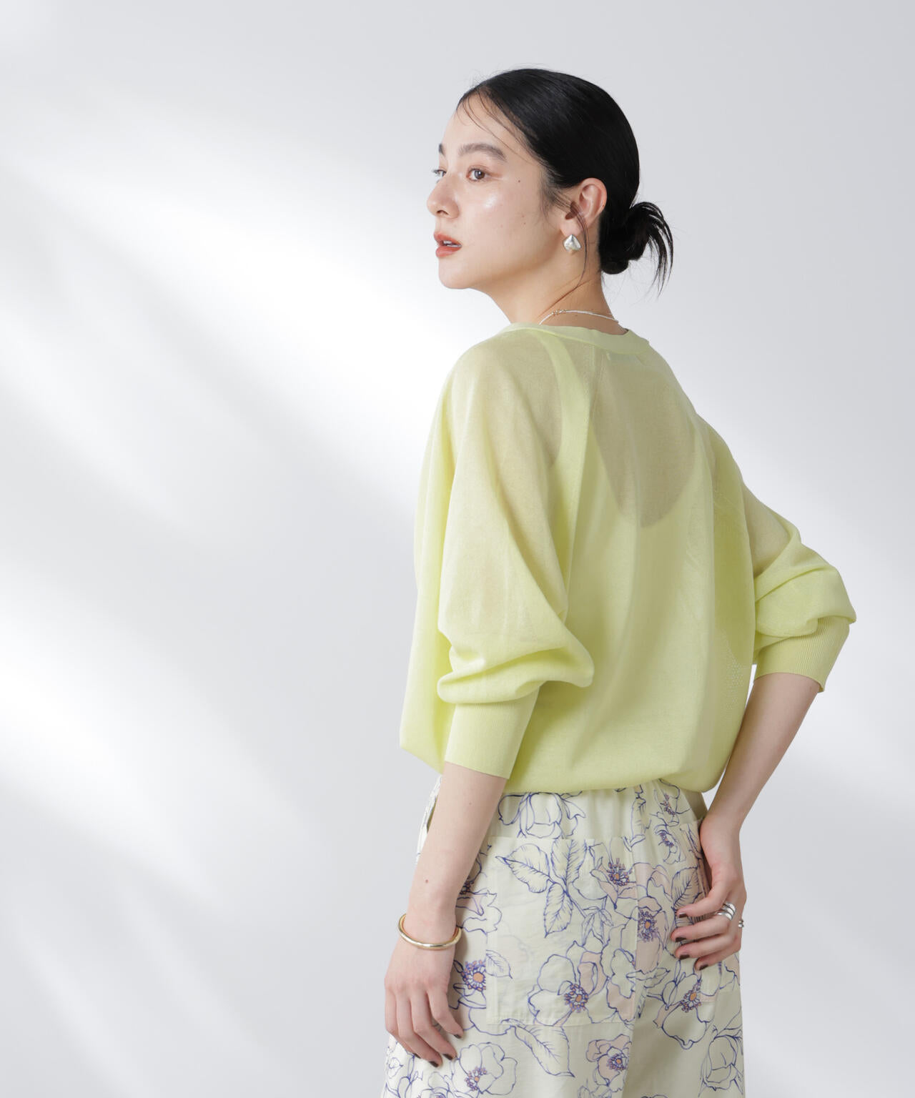 コットンスパークシアーVネックカーディガン 6695222312