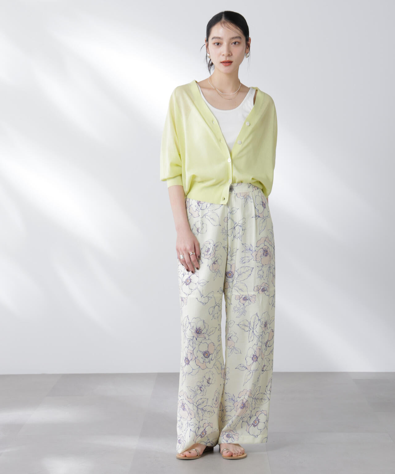 コットンスパークシアーVネックカーディガン 6695222312