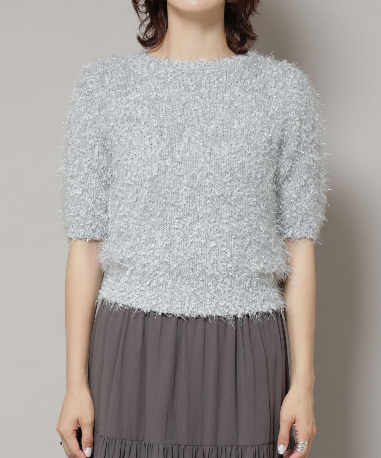 シャギーラメコンパクト半袖ニット 6695222320